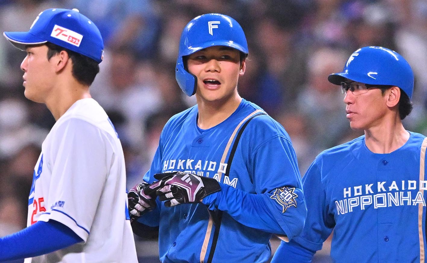 二回2死一塁、右前打を放った清宮