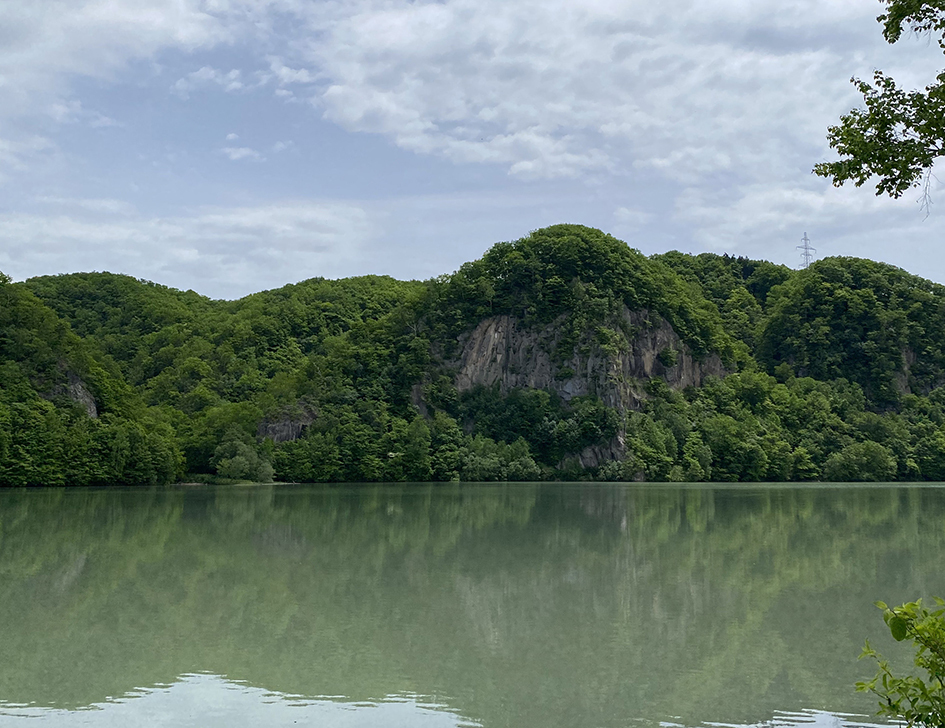 隣にあるくったり湖ではサップも可能