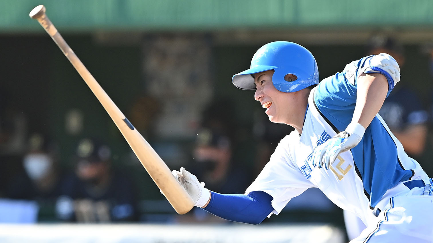 松本剛 復帰後4度目のマルチ!首位打者獲り前進 | 道新スポーツ | DOSHIN SPORTS