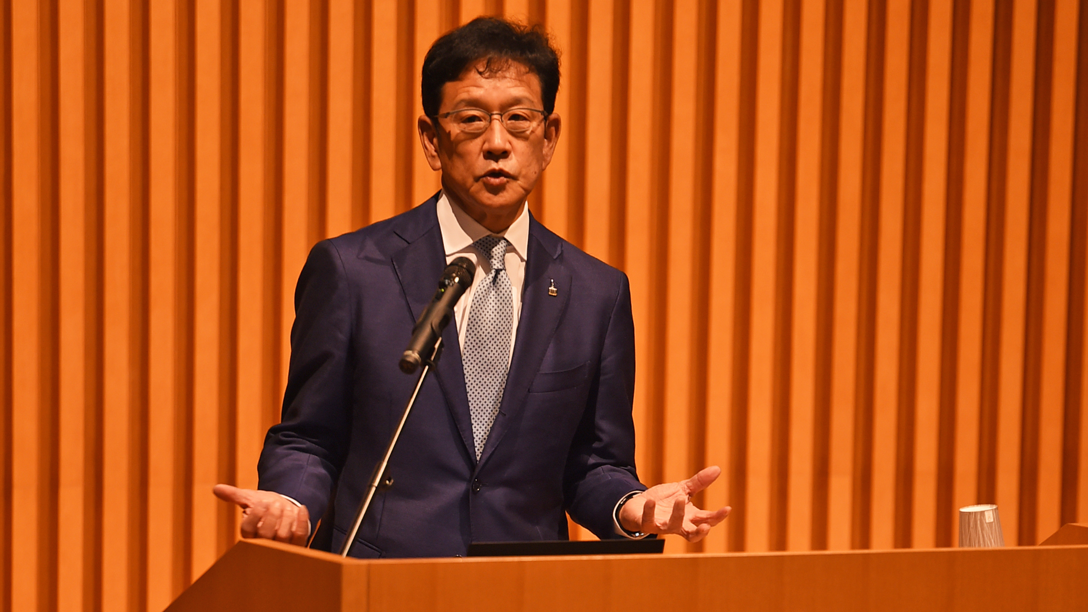 侍ジャパン 栗山監督 人はもともと成長する力を持っている 高校運動部指導者に熱弁 道新スポーツ Doshin Sports 侍ジャパン 栗山監督 人はもともと成長する力を持っている 高校運動部指導者に熱弁 道新スポーツ Doshin Sports