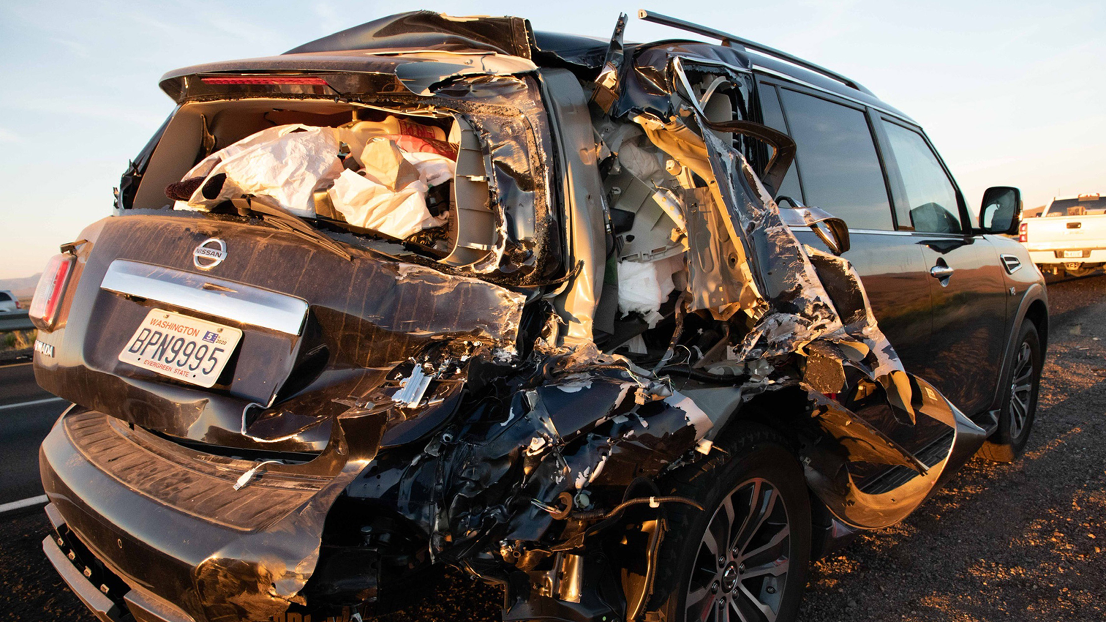 19年にはサポートカーが追突事故に遭遇し大破した