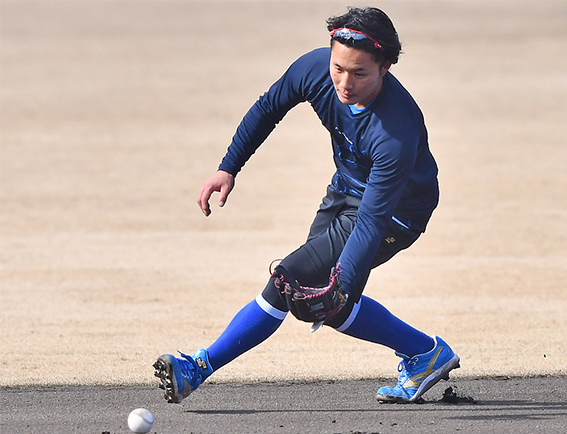 ゴロを補給する奈良間