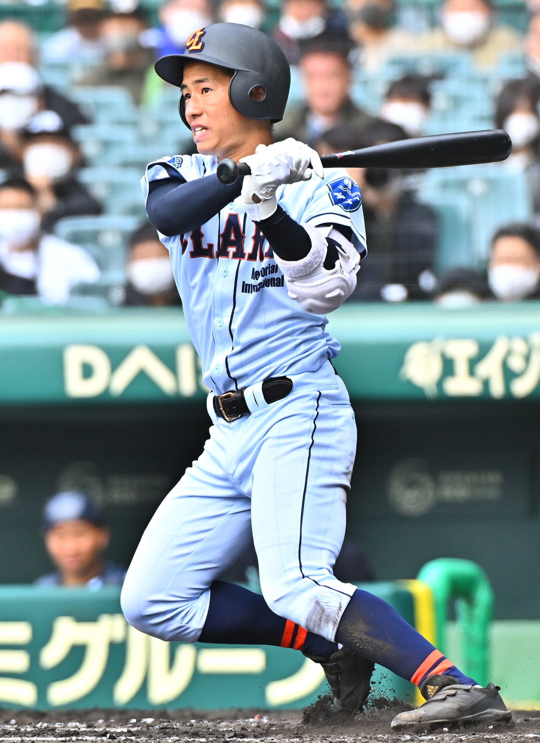 三回2死、山田が左安打を放つ