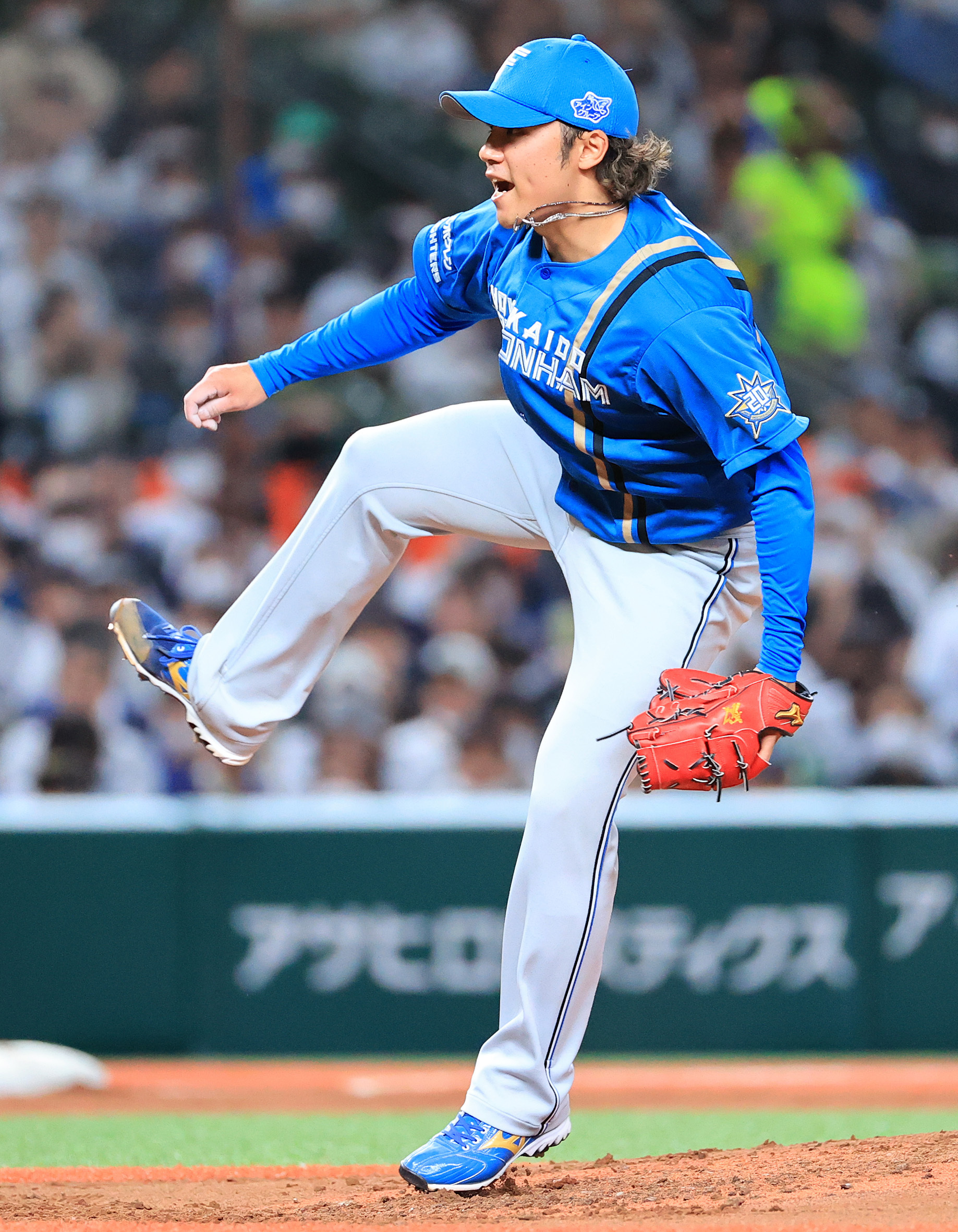 三回、力投する伊藤
