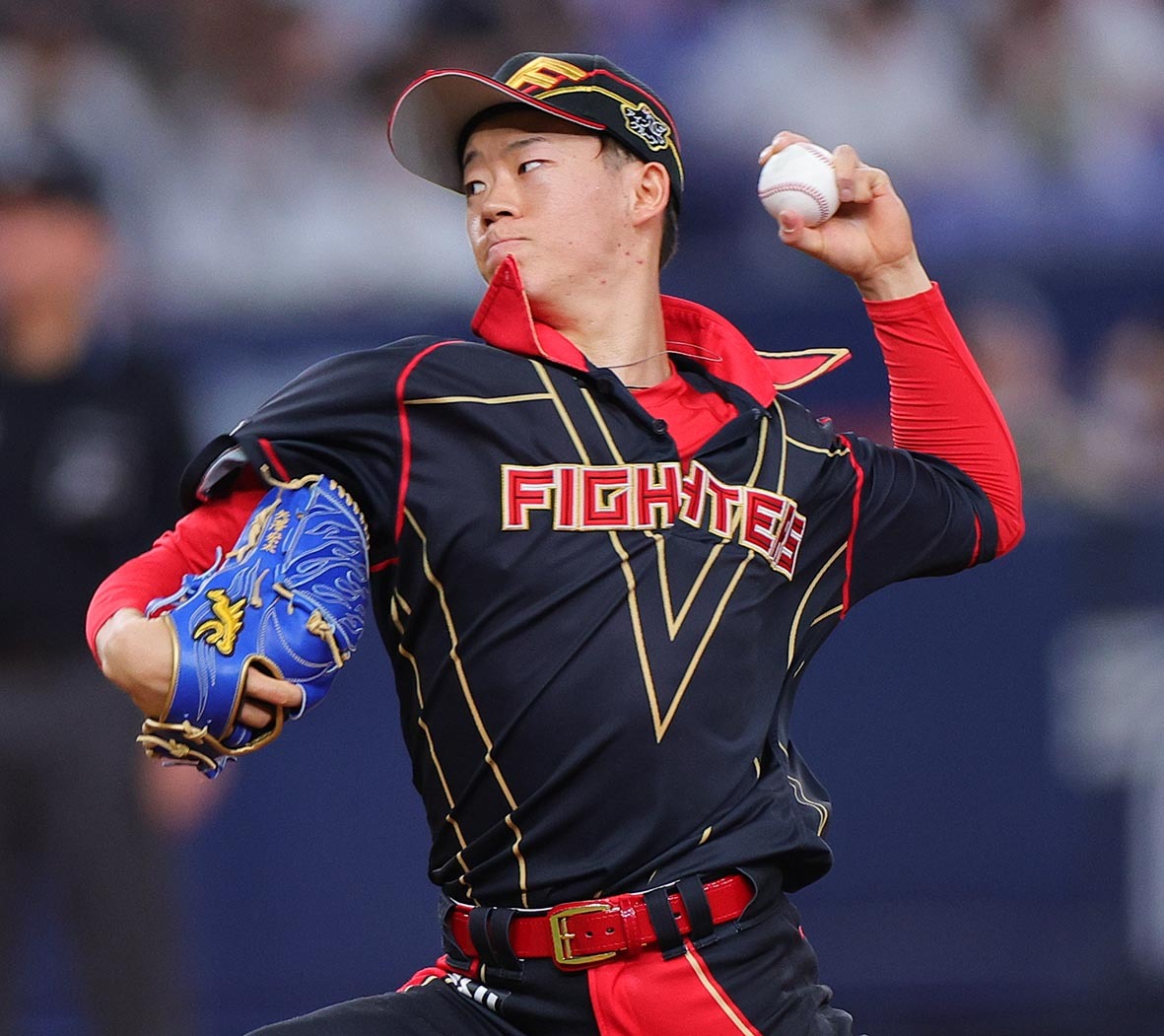 八回、プロ初登板でオリックス打線を3者凡退に抑えた矢沢