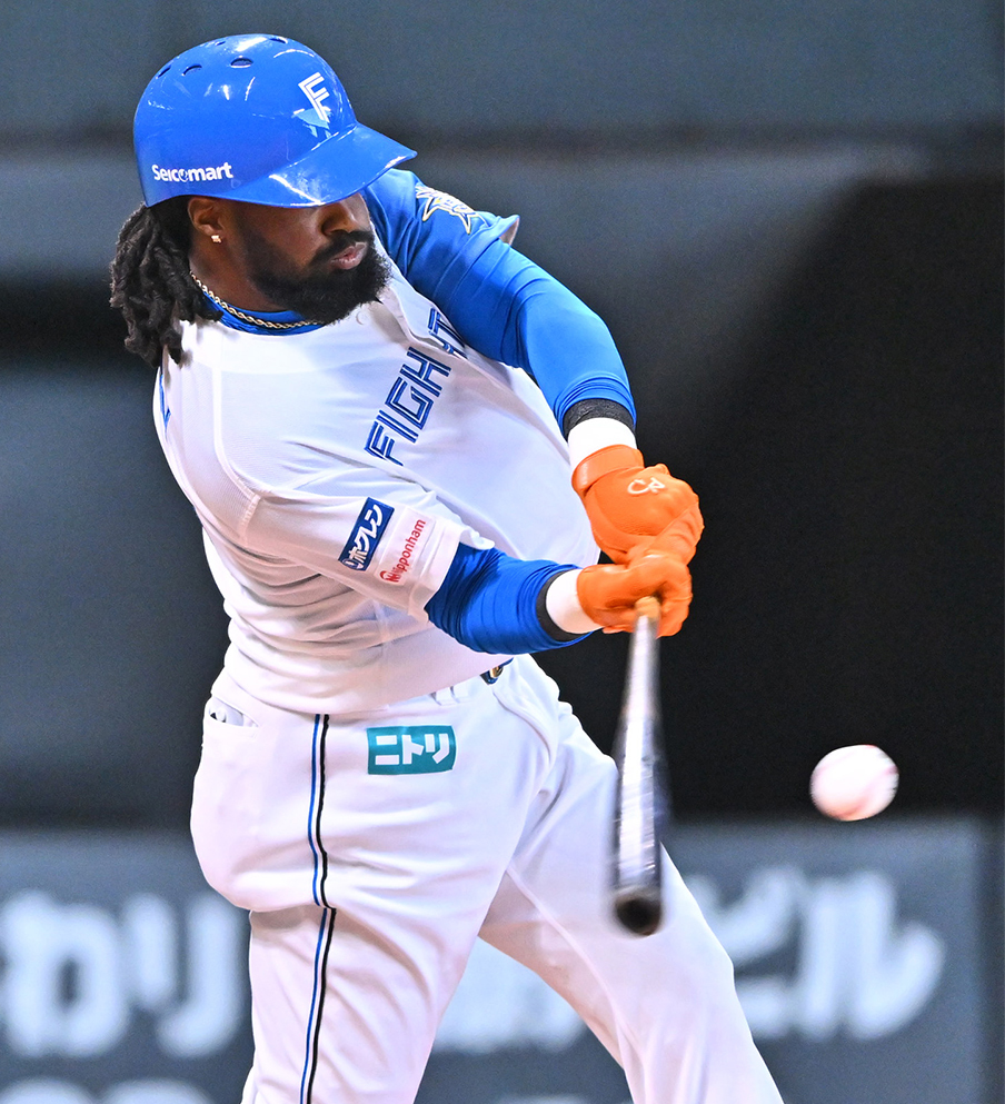 ハンソンがNPB1号! 新庄監督「いいっすね。面白い選手になる予感がします」 | 道新スポーツ | DOSHIN SPORTS